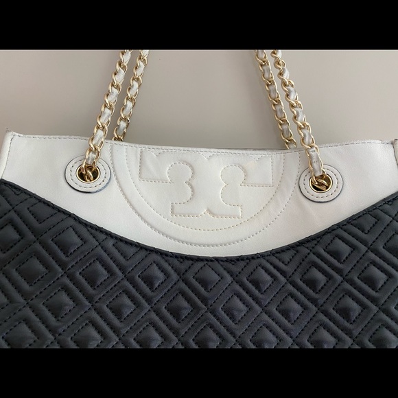 Tory Burch Handbags - Tory Burch Black White Fleming Tote